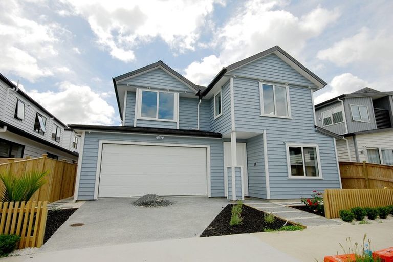 Photo of property in 4 Dorricott Avenue, Hobsonville, Auckland, 0616