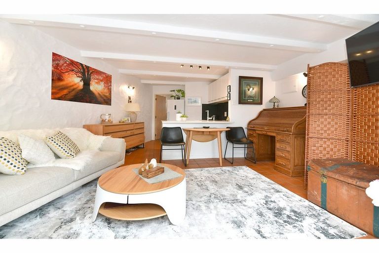 Photo of property in Oceanside Apartments, 14/453 Hibiscus Coast Highway, Orewa, 0931