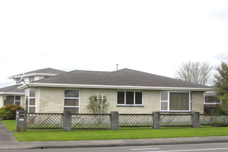 Photo of property in 1/225 Mangorei Road, Merrilands, New Plymouth, 4312