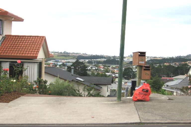 Photo of property in 25 Bronzewing Terrace, Unsworth Heights, Auckland, 0632