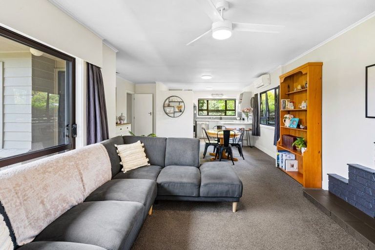 Photo of property in 13 Veronica Avenue, Marewa, Napier, 4110