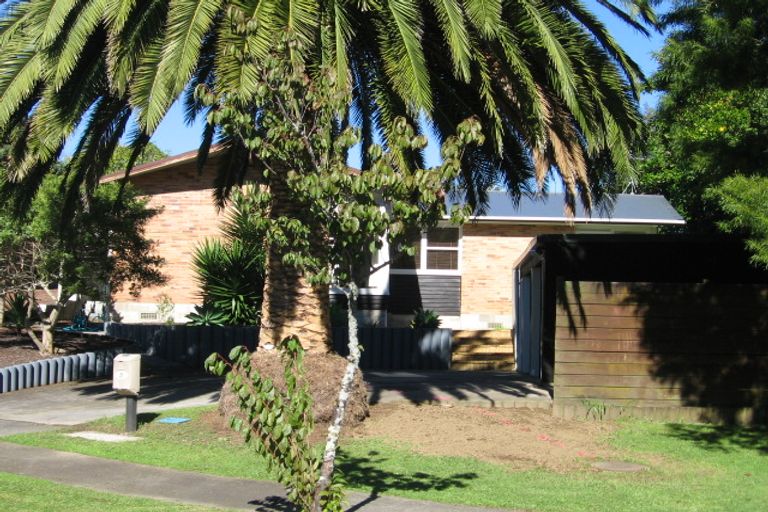 Photo of property in 21 Malvina Place, Bucklands Beach, Auckland, 2014