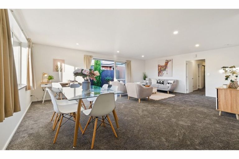 Photo of property in 22a Date Crescent, Aidanfield, Christchurch, 8025