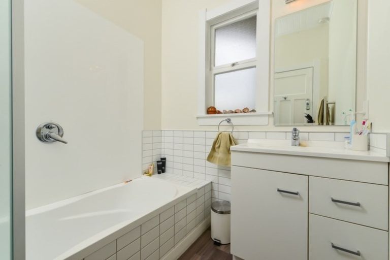 Photo of property in 1 Hall Lane, Frankton, Hamilton, 3204