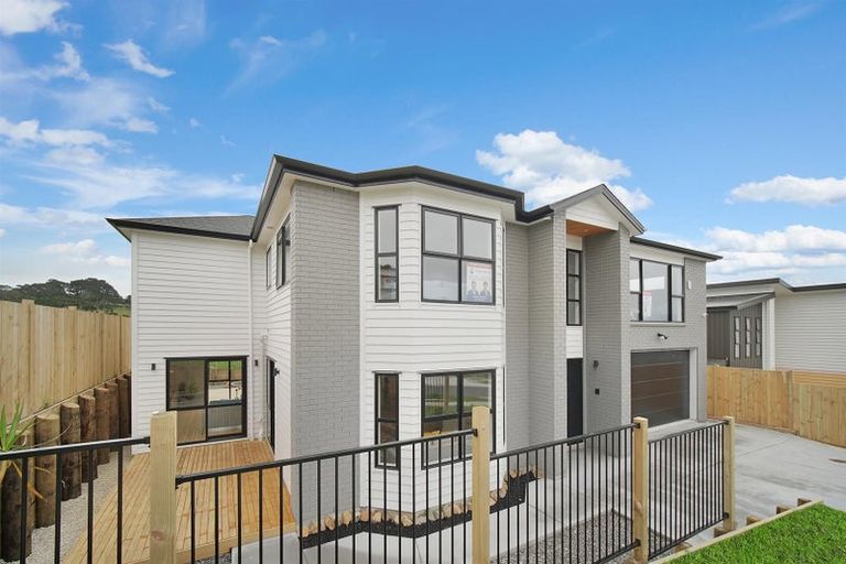 Photo of property in 16 Lumber Rise, Swanson, Auckland, 0614