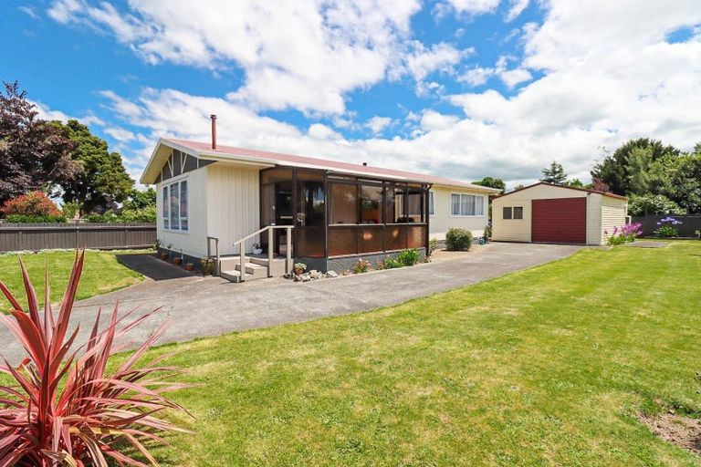Photo of property in 69 Guy Street, Dannevirke, 4930
