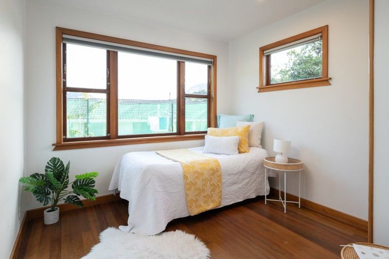 Photo of property in 76 Hampden Street, Picton, 7220