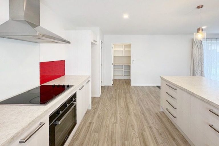 Photo of property in 7 Lewis Close, Rangiora, 7400