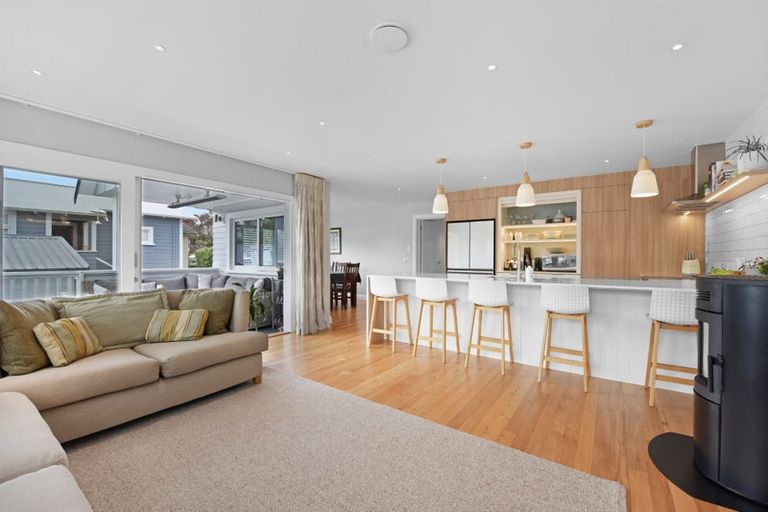 Photo of property in 114 Kawai Street, Nelson South, Nelson, 7010