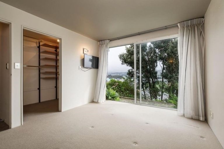 Photo of property in 124 Townsend Road, Miramar, Wellington, 6022