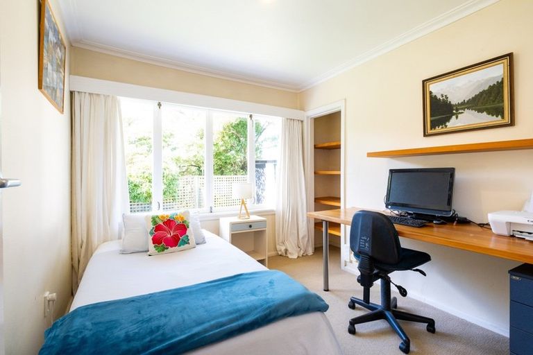 Photo of property in 59 Lucknow Road, Havelock North, 4130