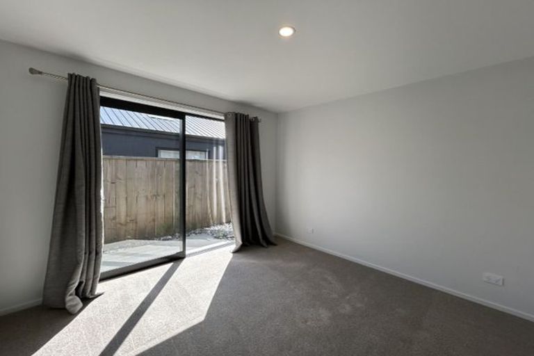 Photo of property in 51 Howden Drive, Jacks Point, 9371