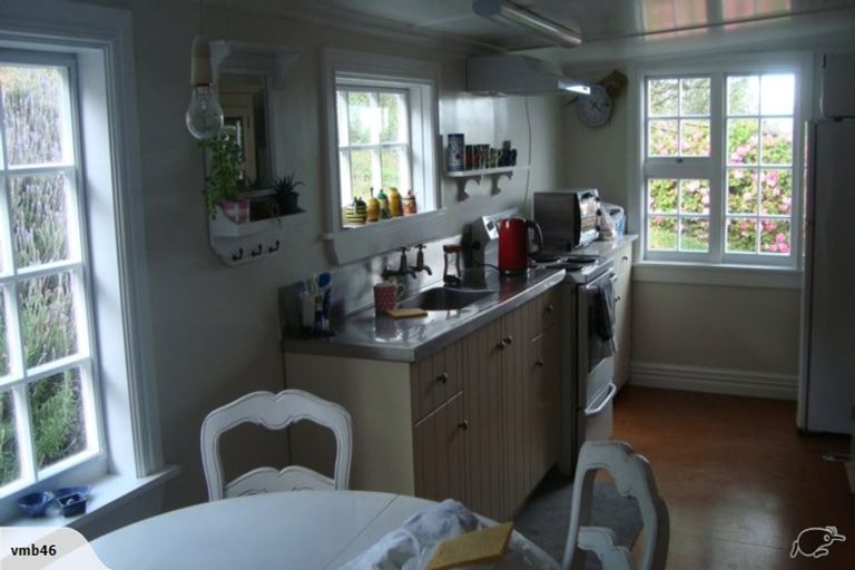 Photo of property in 4 College Road, Lyttelton, 8082