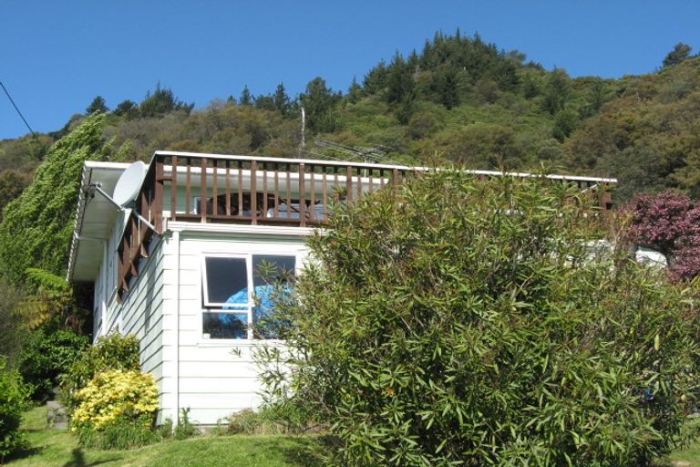 Photo of property in 79a Milton Terrace, Picton, 7220