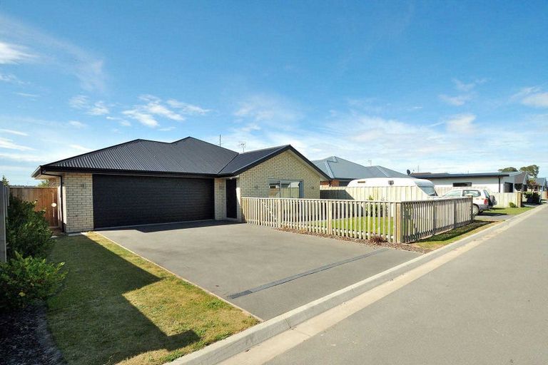 Photo of property in 129 Infinity Drive, Pegasus, 7612