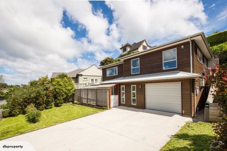 Photo of property in 43 Burma Road, Khandallah, Wellington, 6035