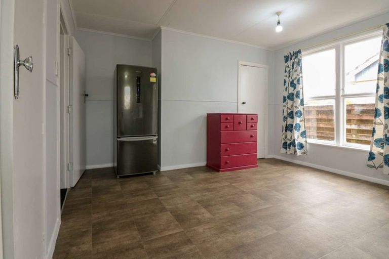 Photo of property in 8 Drake Street, Awapuni, Palmerston North, 4412