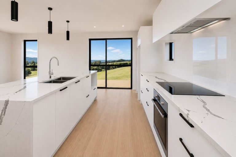 Photo of property in 116 Centennial Drive, Whitianga, 3510