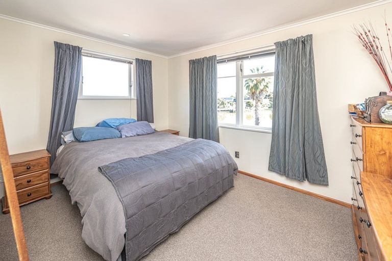 Photo of property in 67 Anzac Parade, Durie Hill, Whanganui, 4500