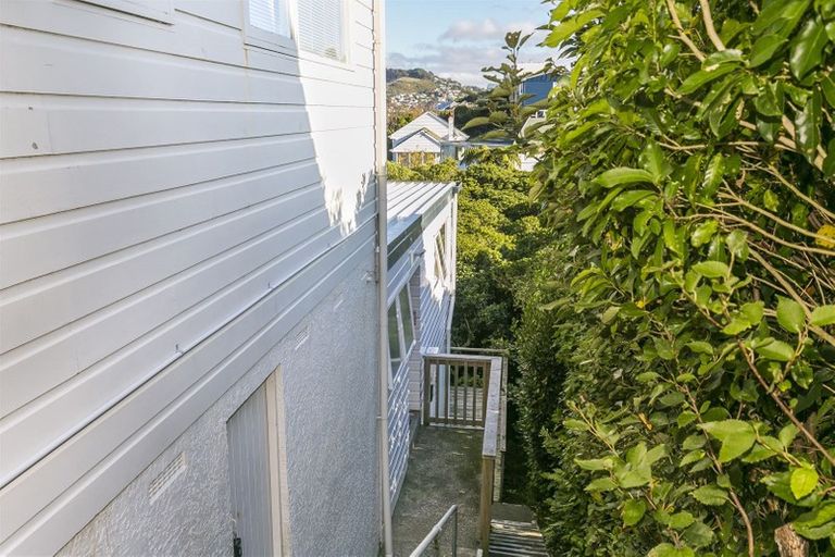 Photo of property in 4/78 Calcutta Street, Khandallah, Wellington, 6035