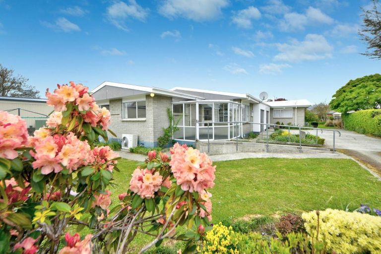 Photo of property in 12a Devon Street, Gore, 9710