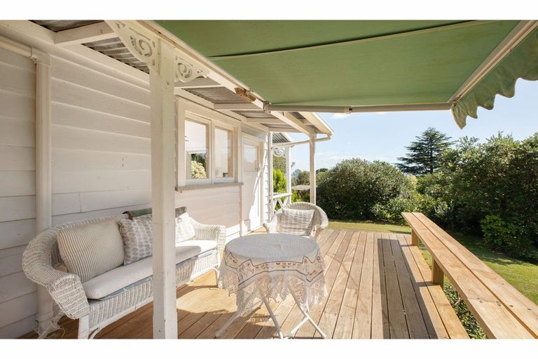 Photo of property in 150 Thames Coast Sh25 Road, Whakatete Bay, Thames, 3575