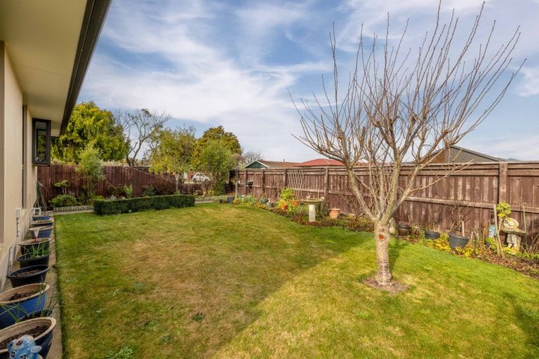 Photo of property in 1/22 Ingrid Street, Parklands, Christchurch, 8083