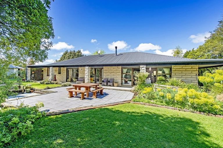Photo of property in 6 Kowhai Drive, Darfield, 7510