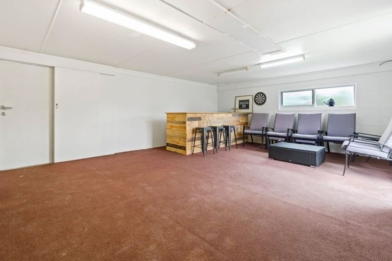 Photo of property in 8 Halberg Street, Papakura, 2110