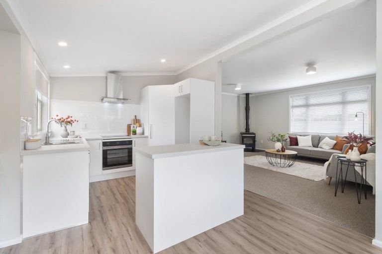 Photo of property in 9 Totara Street, Marton, 4710