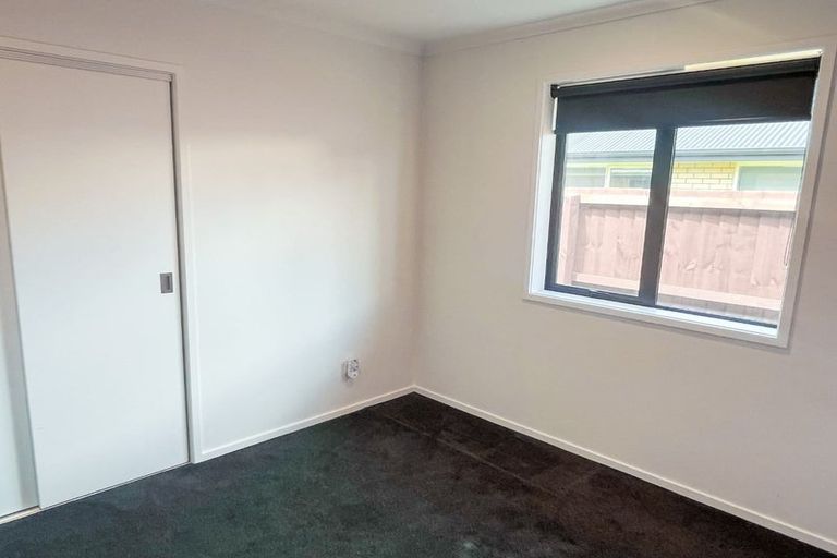 Photo of property in 5 Kokoda Street, Halswell, Christchurch, 8025