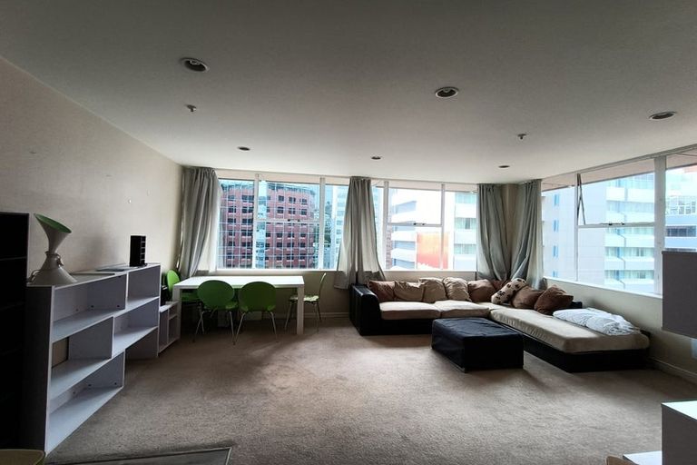 Photo of property in Terrace Tower Apartments, 8b/126 The Terrace, Wellington Central, Wellington, 6011