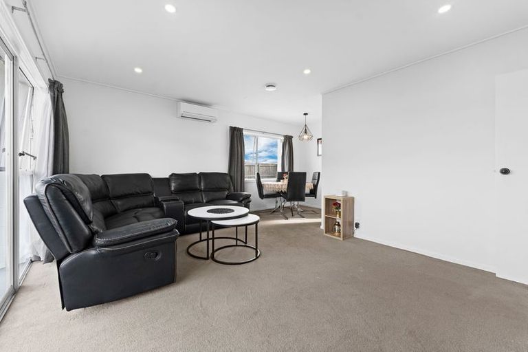 Photo of property in 1/26 Airfield Road, Takanini, 2112