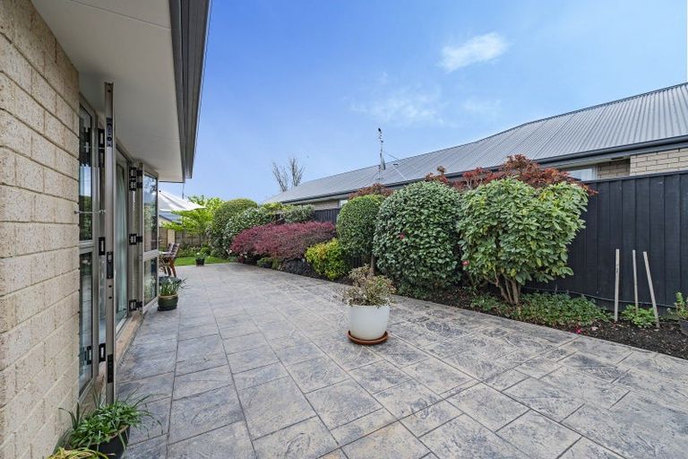 Photo of property in 18 Globe Bay Drive, Templeton, Christchurch, 8042