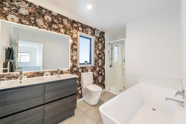 Photo of property in 77 Canon Street, St Albans, Christchurch, 8014