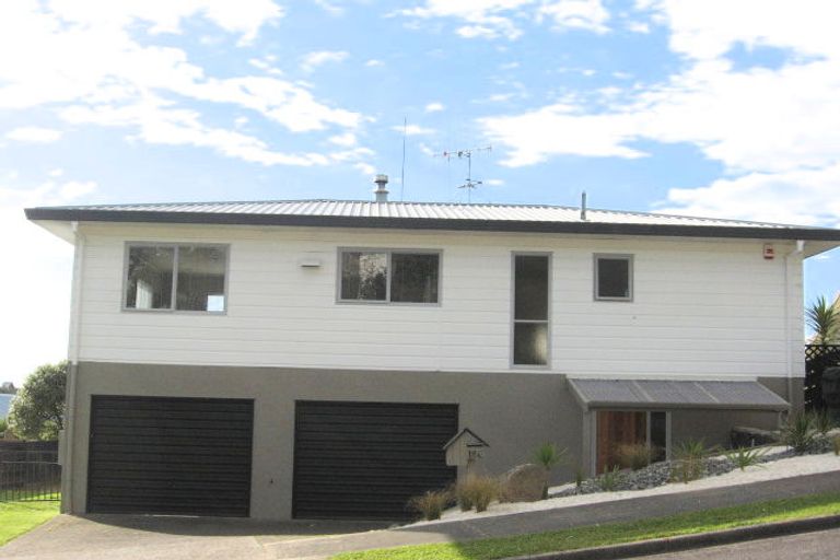 Photo of property in 18a Te Arawa Place, Welcome Bay, Tauranga, 3112