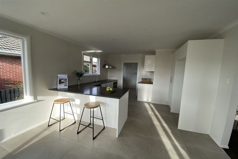 Photo of property in 9 Mappleton Avenue, Burnside, Christchurch, 8053
