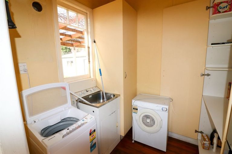 Photo of property in 37 Alma Street, Dannevirke, 4930