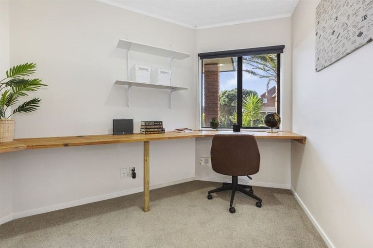 Photo of property in 22 Halladale Road, Papakowhai, Porirua, 5024