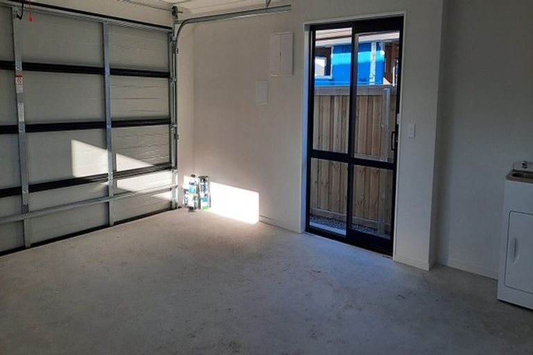 Photo of property in 6 Jasmine Street, Woodend, 7610