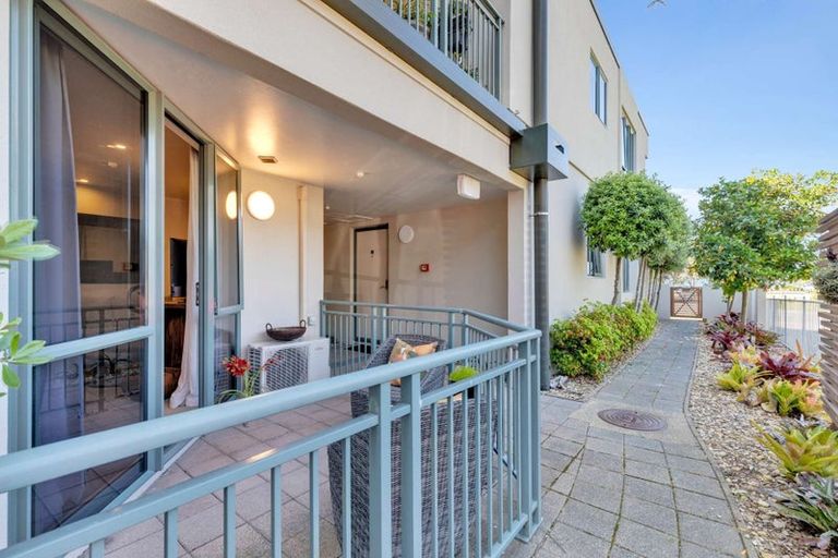 Photo of property in Beachpoint Apartments, 2/5 West End Road, Ohope, 3121