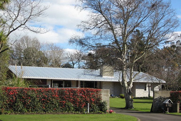 Photo of property in 33 Wanganui Road, Marton, 4710