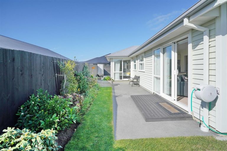 Photo of property in 37 Bradwell Crescent, Halswell, Christchurch, 8025