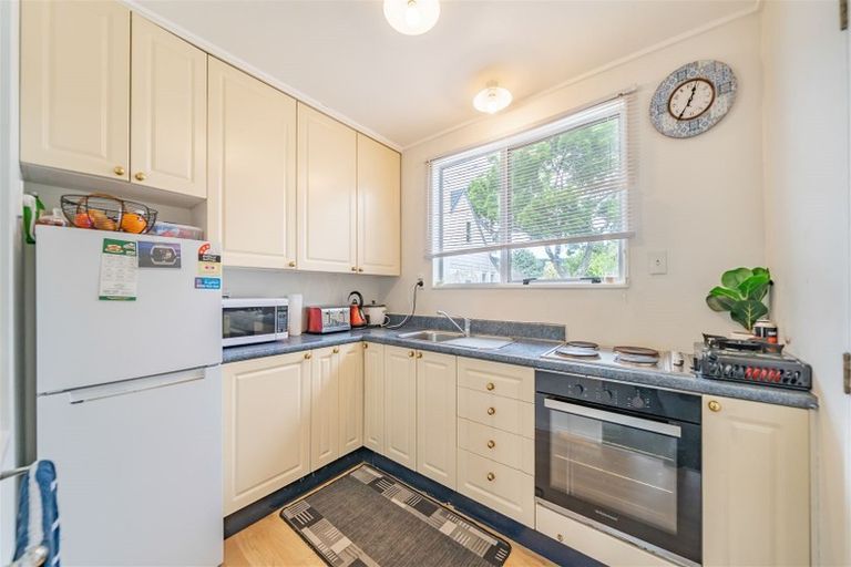Photo of property in 9/21 Islington Street, Trentham, Upper Hutt, 5018