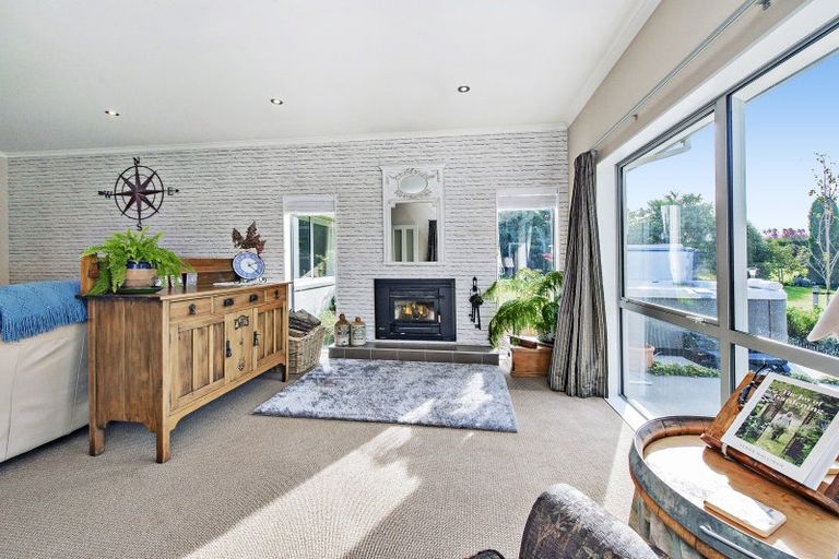 Photo of property in 74 Stott Drive, Darfield, 7571