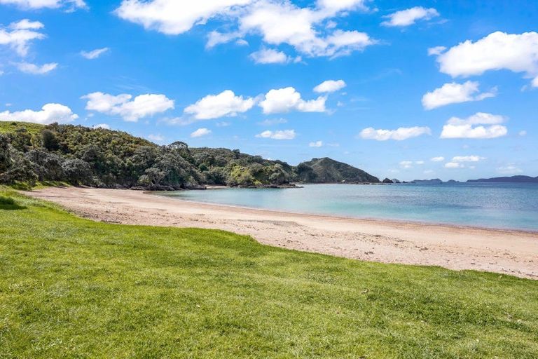 Photo of property in 97 Mahinepua Road, Kaeo, 0478