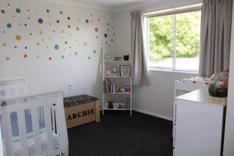 Photo of property in 9 Anne Street, Winton, 9720