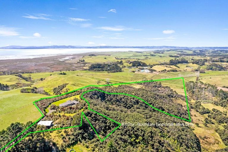 Photo of property in 103 Mcleod Road, South Head, Helensville, 0874