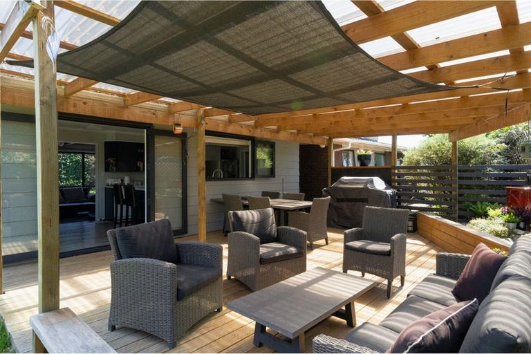 Photo of property in 14 Matipo Street, Levin, 5510