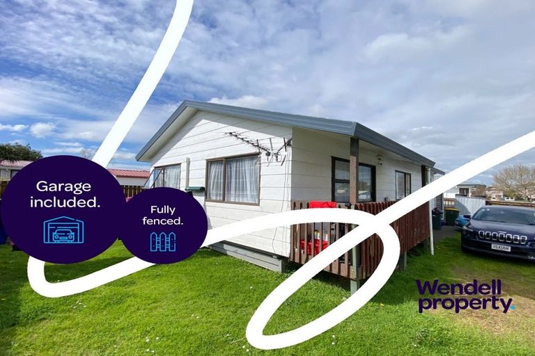 Photo of property in 3/11 Barneys Farm Road, Clendon Park, Auckland, 2103